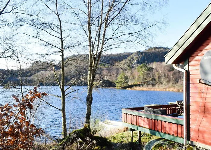 Pet Friendly In Casa de Férias Lyngdal